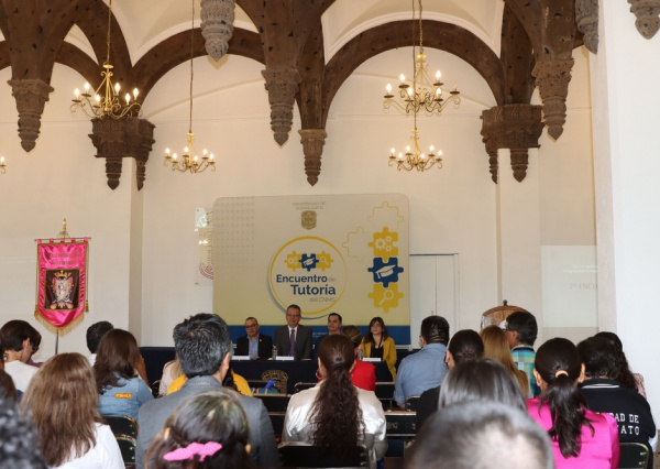 Se llevó a cabo 2do encuentro de tutoría en la UG 