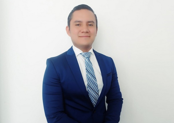 Académico UG, entre las y los 100 profesionales que promueven la excelencia de la enfermería en América Latina