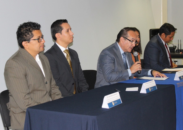 Comparten proyectos académicos en el II Simposio de Sistemas Mecatrónicos en DICIS