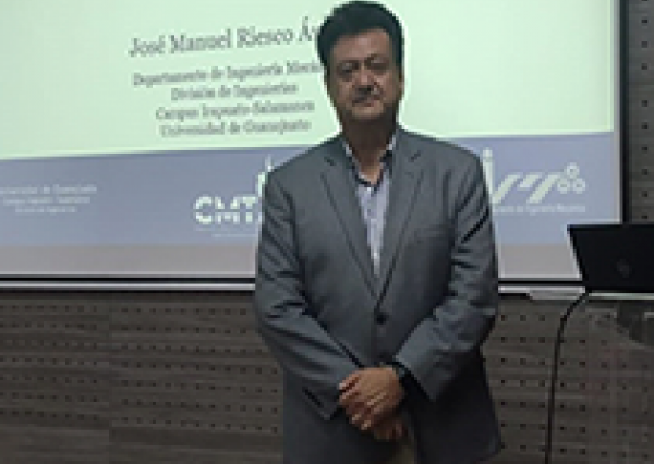 El Dr. Manuel Riesco rindió protesta como Presidente de SOMIM