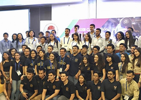 Obtienen destacada participación estudiantes UG en Tazón de Minería