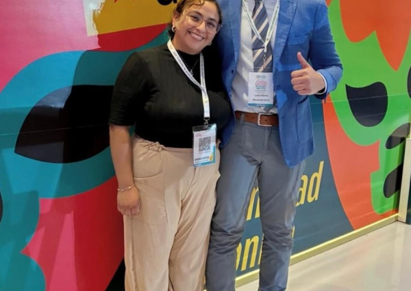Obtienen residentes de Geriatría de la UG primer lugar nacional en concurso académico