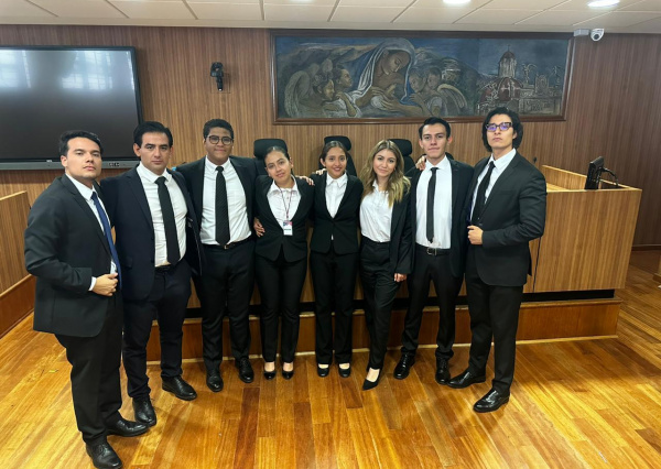 Equipos de Litigación Oral de Derecho de la UG buscan sumar historias de éxito 