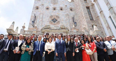 UG presenta obra editorial sobre realidades de la pandemia en el marco educativo