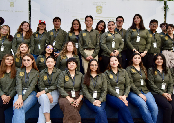 Fortalecen la formación profesional mediante la XIII Jornada Veterinaria