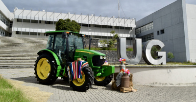 Analizan en UG la innovación, equidad y desafíos ambientales del sector agroalimentario 