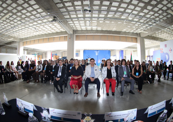 Modelo de Naciones Unidas del Colegio de Nivel Medio Superior reúne a 100 estudiantes en su quinta edición