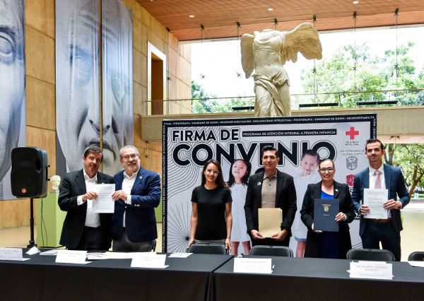 UG firma convenio para atención de infancias con Síndrome de Down y discapacidad intelectual