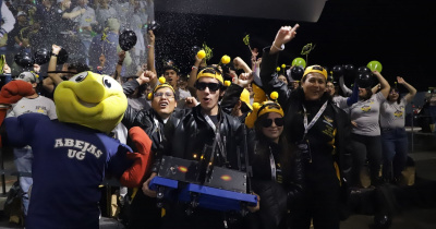 Con el prototipo “Vespa” estudiantes UG ganan viaje a Japón, en la primera Batalla de Robots Liga GTO