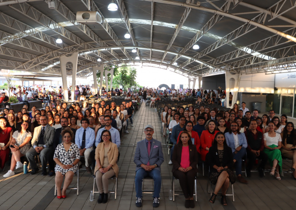 Comunidad UG celebra el egreso de 324 estudiantes de la DCSI Campus Celaya Salvatierra   