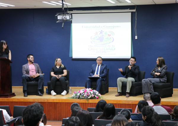 Difunden enfoque multidisciplinario en el panel: 