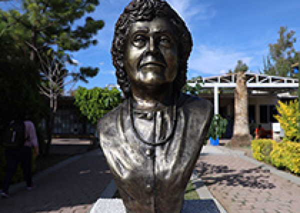 UG reconoce con Claustro Académico a la Mtra. “Chuya” Monzón, impulsora de la educación en Silao