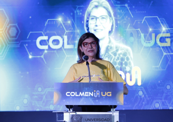 Pensar sigue siendo humano: ColmenIA impulsa el uso ético de la inteligencia artificial en la UG