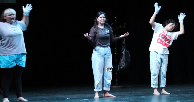 Invitan universitarias a disfrutar de la obra “La vida me está llamando” 