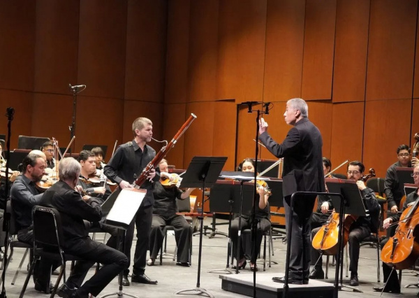 La OSUG cautiva con el romanticismo de Shakespeare y Schumann