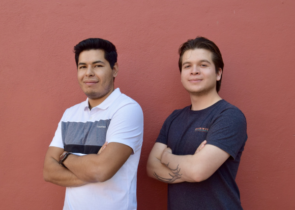 Estudiantes UG ganan dos premios en el Congreso Nacional de Energías Renovables 2025 de la UNAM