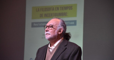 Debaten sobre la obra del Dr. Aureliano Ortega, referente de la Filosofía en la UG