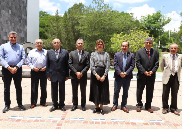 Comunidad UG celebra los orígenes de la DICIS  