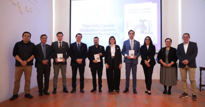 Profesores de la UG presentan libro sobre optimización de procesos y sostenibilidad energética