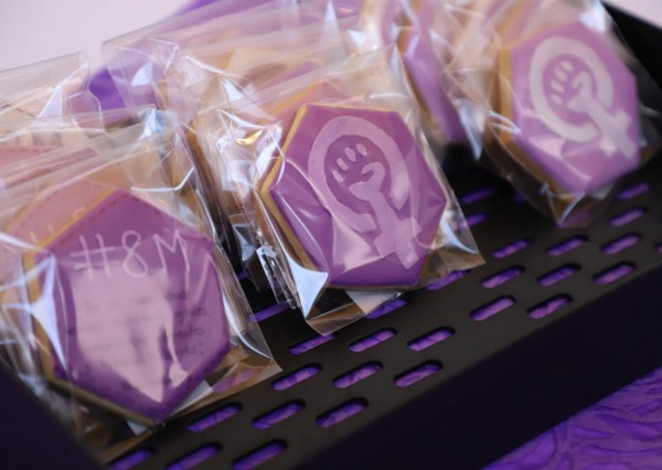 Se lleva a cabo en la UG encuentro de emprendedoras en el marco del #8M 