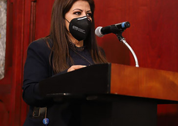 UG reconoce a la Lcda. Anabel Pulido por su labor en favor de los derechos humanos 