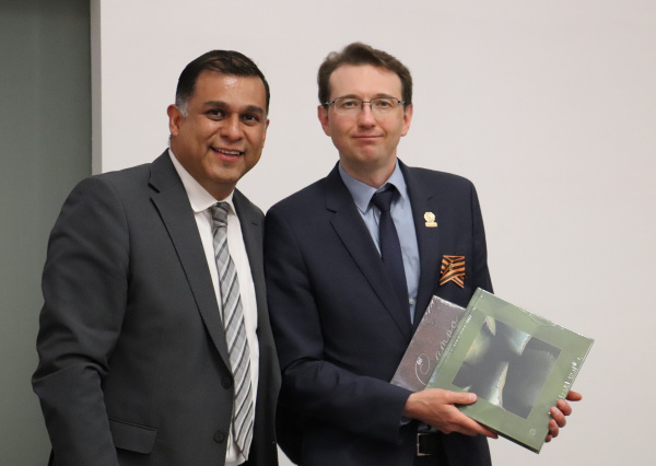 Estudiantes de Economía promueven el diálogo académico con la Embajada de Rusia en México