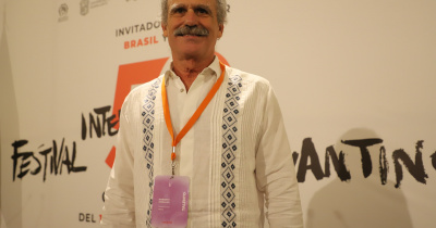 Roberto Morales Manzanares recibe la Presea Eugenio Trueba Olivares 