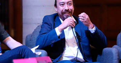 Se rescata historia universitaria a través de la colección editorial “Conmemoraciones UG”