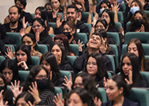 Habla en señas se incorpora a la Estrategia de Comunicación Institucional de la UG