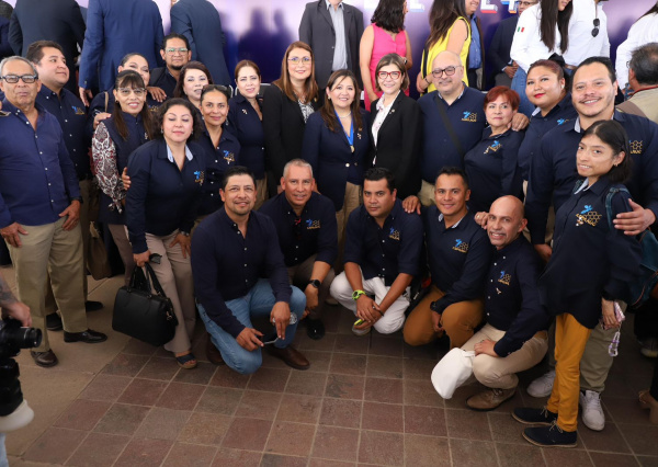 Reconocen a integrantes de la comunidad universitaria con el Galardón 