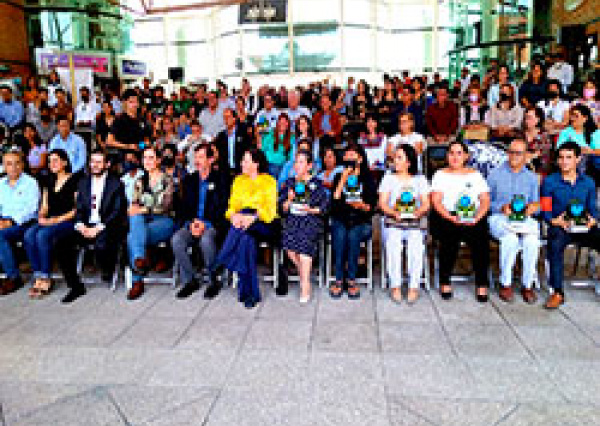 UG cumple una década abonando al cuidado del medio ambiente