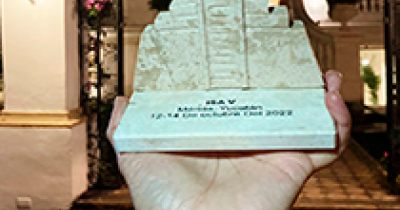 Equipo UG de Ingeniería Agroindustrial recibe premio por cartel en congreso internacional 