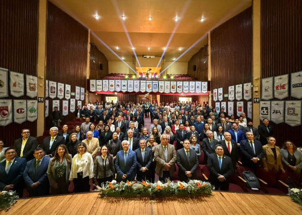 * Gremio nacional de Ingeniería Civil se reúne en la UG como parte del Foro Sustentabilidad e Innovación 