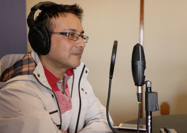 La radio es una ventana por la que puedo invitar al público a conocer un mundo que me fascina: Iván Montes