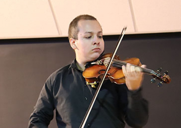 Finaliza en la UG el Concurso de Violín 2021 