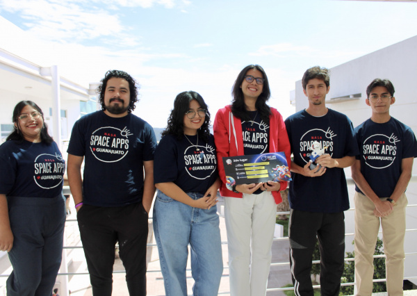 Con videojuego que explora exoplanetas, estudiantes de DICIS ganan 2o lugar del NASA Space Apps Challenge Guanajuato