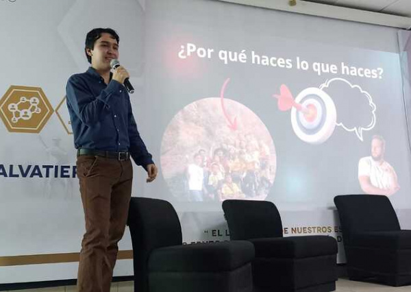 UG celebra el 62 Aniversario del Servicio Social 