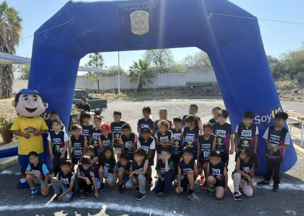 UG celebra el mes del niño y la niña con Gran Carrera Infantil en Yuriria