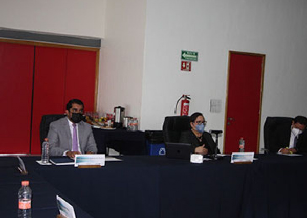 Se analiza en la Universidad de Guanajuato el Federalismo y Desarrollo local 