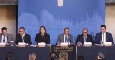 Catedráticos de la UG analizan impacto de los telebachilleratos comunitarios