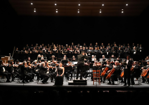 La OSUG brilla en el Teatro Juárez, con el Maestro Jacob Chi en la batuta