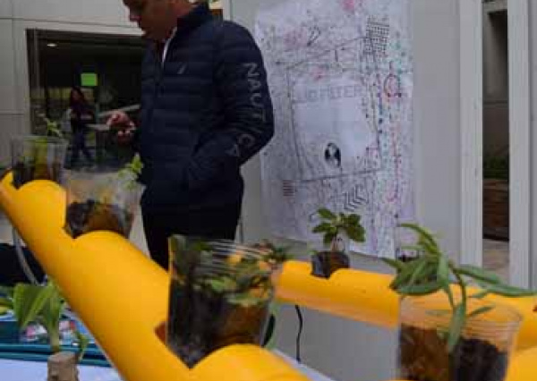 Jóvenes crean prototipos de ingeniería sostenible en Feria WAT-E