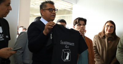 Ropa con detector de radiación ultravioleta, una innovación de la comunidad científica UG