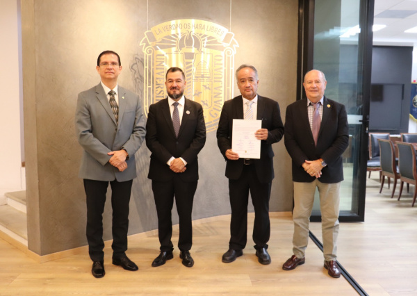 Designan al Dr. Gilberto Carreño Aguilera Director de la División de Ingenierías del Campus Guanajuato de la UG 
