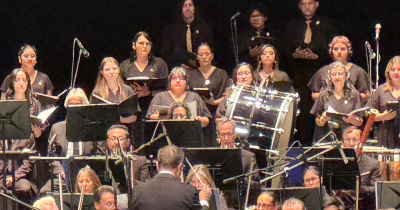Brillan las voces del Coro de la UG junto a la Orquesta Filarmónica del Estado de Querétaro