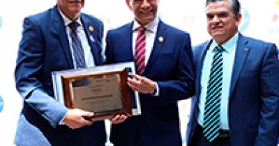 Reconocen organismos acreditadores la calidad de programas educativos de la UG 