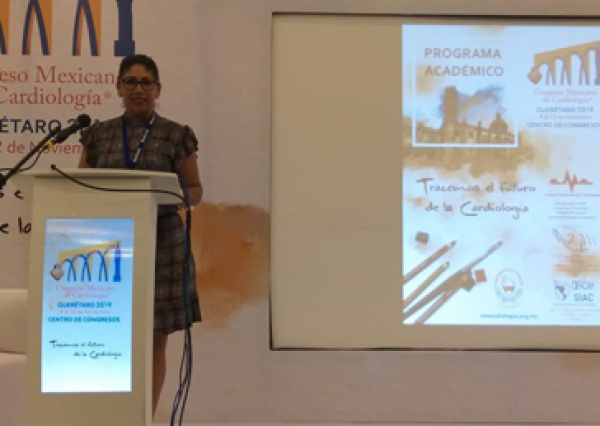 Profesora de la UG recibe premio de la Sociedad Mexicana de Cardiología 