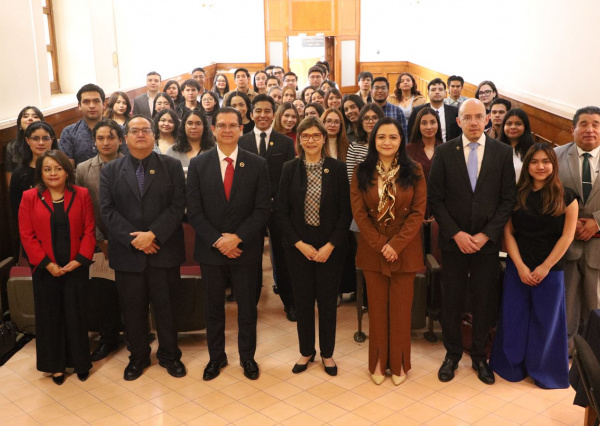 Impulsan estudiantes de la UG análisis crítico en el primer Congreso Estudiantil de Derecho Laboral y Previsión Social