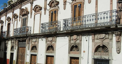 Reubicarán oficinas administrativas del Edificio Central de la UG para potenciar el trabajo académico 