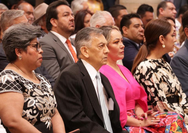 Reconocen a integrantes de la comunidad universitaria con el galardón “Guanajuatense Distinguido 2023” 